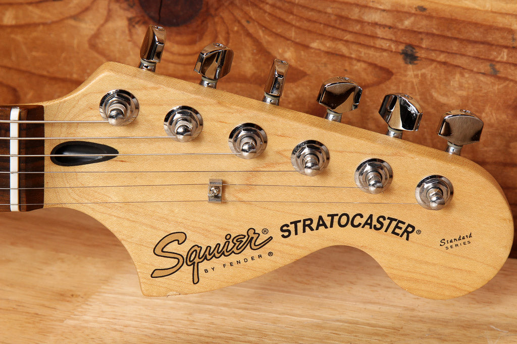 Fender 2002 Squier Tom Delonge Stratocaster Surf Green Strat Nice Cond! 17342