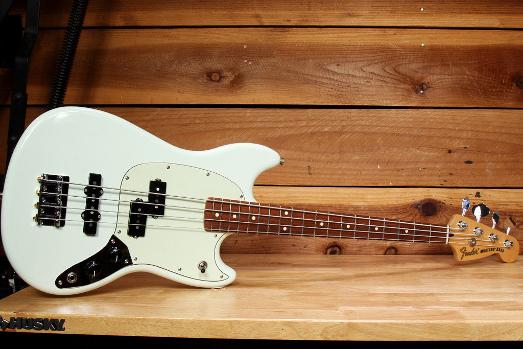 Fender 2019 Mustang Bass PJ Short Scale Offset Series Sonic Blue Clean! 82138