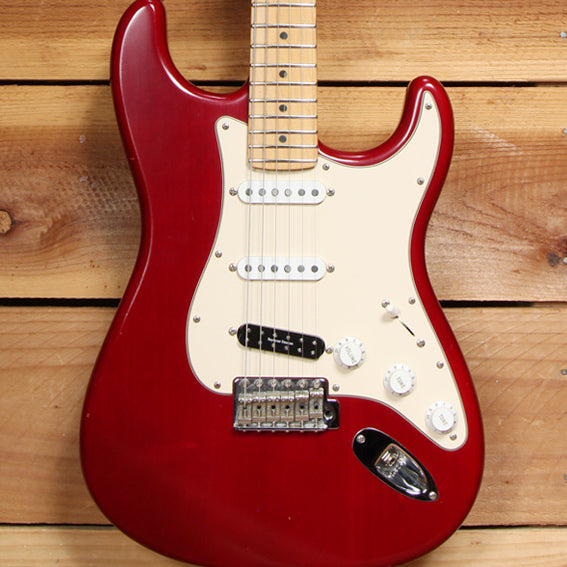 FENDER HIGHWAY ONE 1 Stratocaster SSS USA Nitro American RED STRAT RELIC 18319
