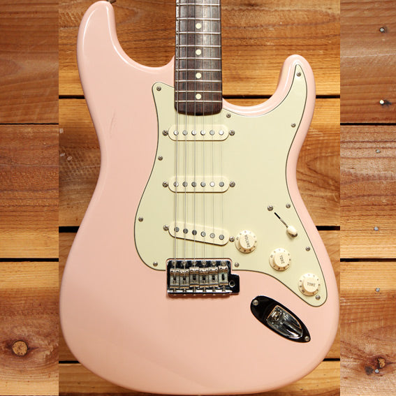 FENDER RARE Shell Pink! Classic Series 60s Stratocaster 2003 Special Strat 35845