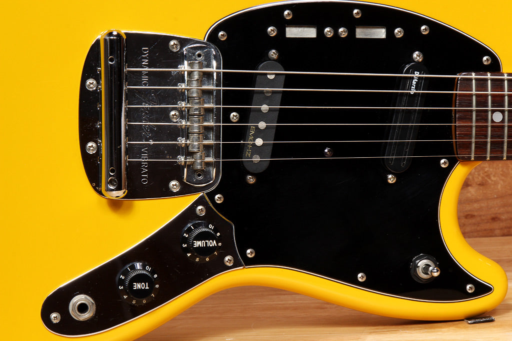 Fender Mustang MIJ '69 Japan Reissue MG-69 Yellow Upgraded PUs