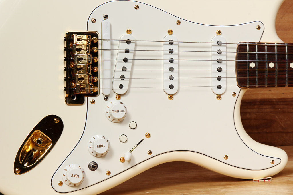 Fender ROLAND Ready GC-1 Stratocaster White/Gold! 13-Pin Midi PU Strat 00011