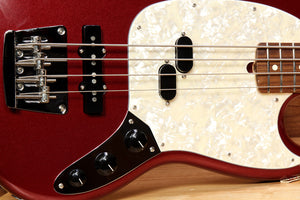 Fender 2018 American Performer Mustang Bass Aubergine 30" Short Scale Clean! 91950
