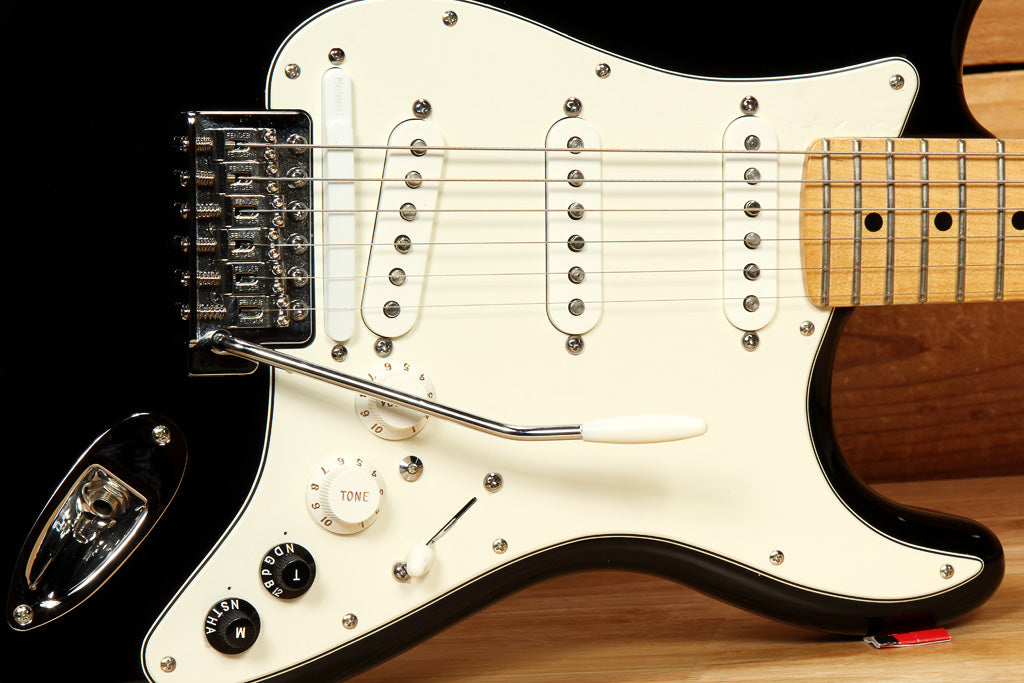Fender Roland G5 VG COSM Modeling Stratocaster MIM Black Strat Clean! +Bag 52407