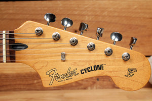 FENDER CYCLONE MIM Candy Apple Red CLEAN!! 1998 Atomic Humbucker PU Guitar 28927