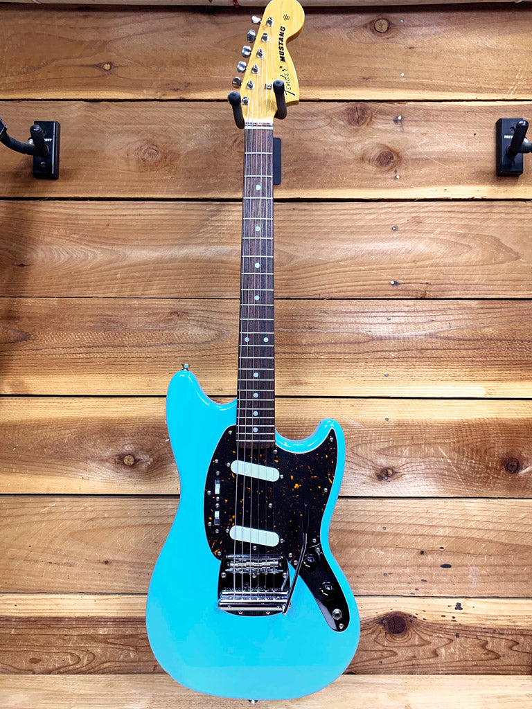 Fender MG-65 Mustang Re-issue Daphne Blue Made in Japan MIJ 00878