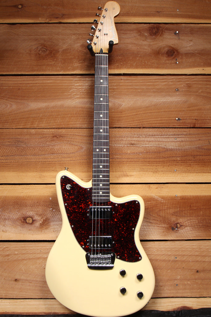 FENDER TORONADO DELUXE White / Creme Atomic Humbuckers Offset Body MIM