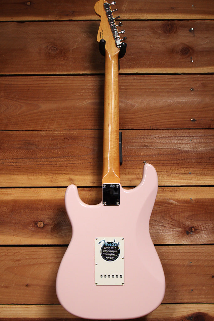 FENDER RARE Shell Pink! Classic Series 60s Stratocaster 2005 Special Strat 97192