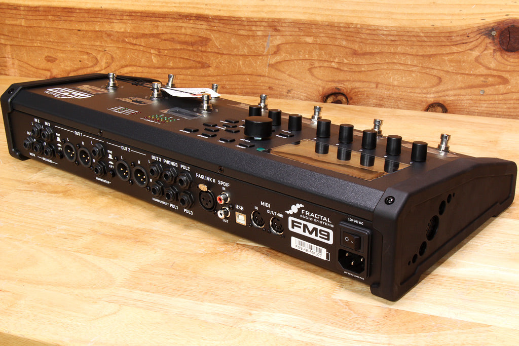 Fractal Audio FM9 TURBO Amp Modeler FX Processor New in Box 54077