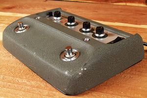 BOSS CE-1 CHORUS ENSEMBLE VIBRATO Vintage Stereo Guitar Effect Pedal