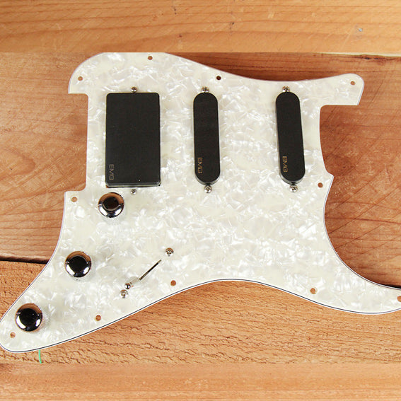 FENDER STRATOCASTER Loaded 3-ply Pearloid Pickguard w/ Active EMG 81 and SA PU