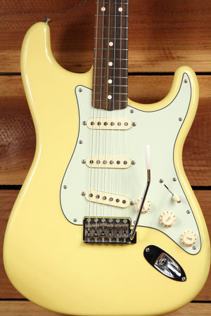 FENDER Rare Mint Canary CLASSIC SERIES FSR 60s STRATOCASTER Yellow Strat 4964