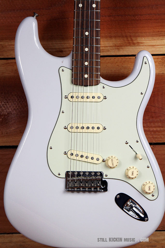 FENDER RARE LILAC! Classic Series 60s Stratocaster 2015 Special Ed Strat 8545