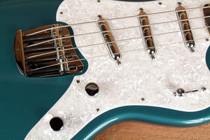 Fender Custom Shop Designed Rascal Short Scale Bass Clean!
