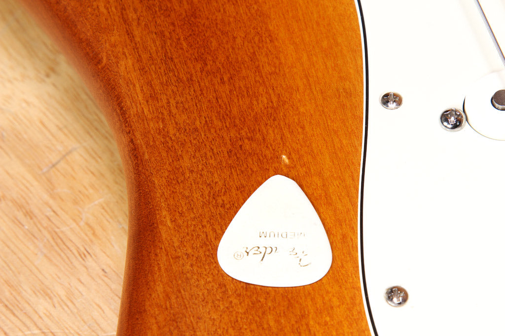Fender Hand Stained Honeyburst Stratocaster 2014 American Special Sati ...
