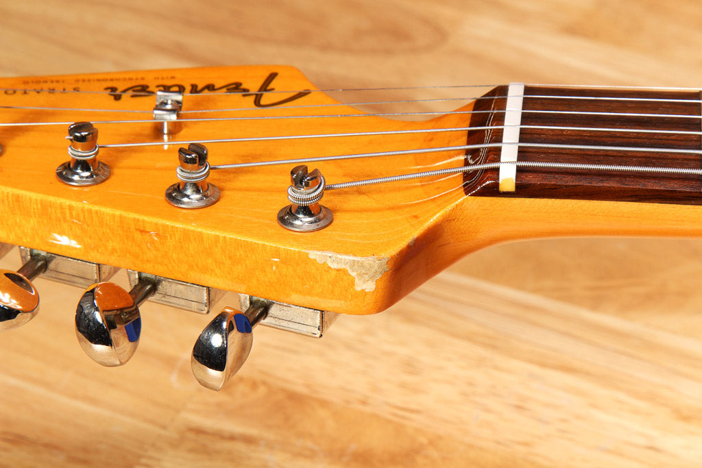 Fender 2015 Classic Series 60s Stratocaster Lacquer Sunburst Strat Nice! 56520